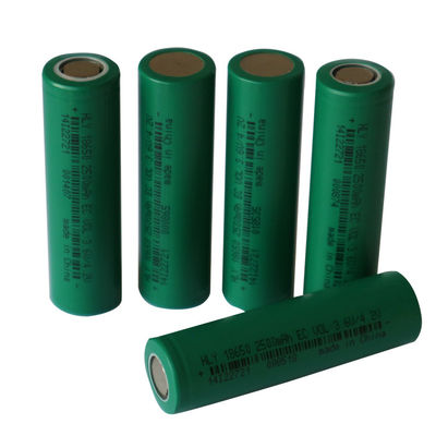 Υψηλή δύναμη 18650 ιονικά κύτταρα μπαταριών 3.6v 2500mah λίθιου για το φακό